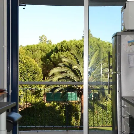 3 Pièces Moderne Et Calme, 5 Minutes Et Golf Mandelieu