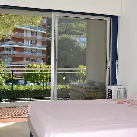 3 Pièces Moderne Et Calme, 5 Minutes Et Golf *